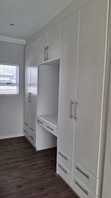 4 Bedroom Property for Sale in West Beach Western Cape